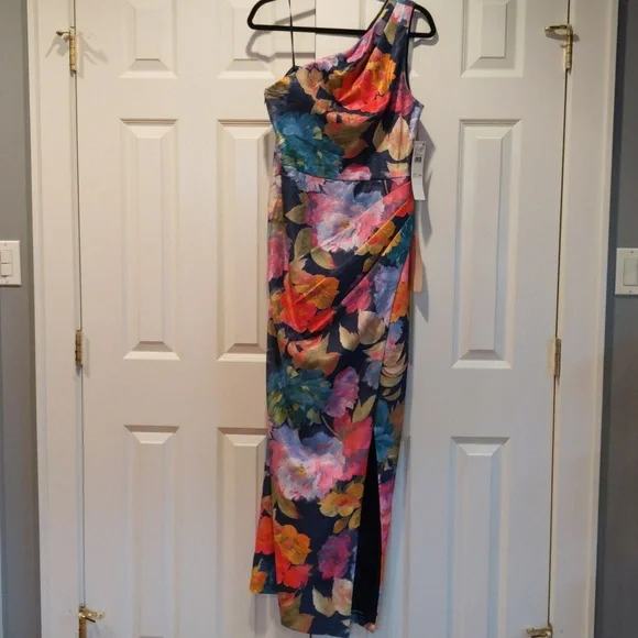 Aidan Mattox One Shoulder Draped Floral Gown With Thigh Slit In Navy Multi - Picture 5 of 14